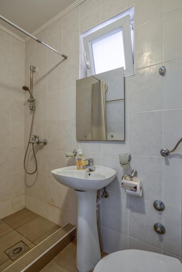 Apartmani Bronhi Sutomore Ngoại thất bức ảnh