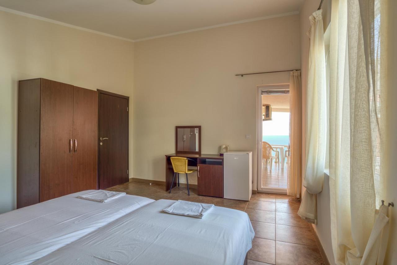 Apartmani Bronhi Sutomore Ngoại thất bức ảnh