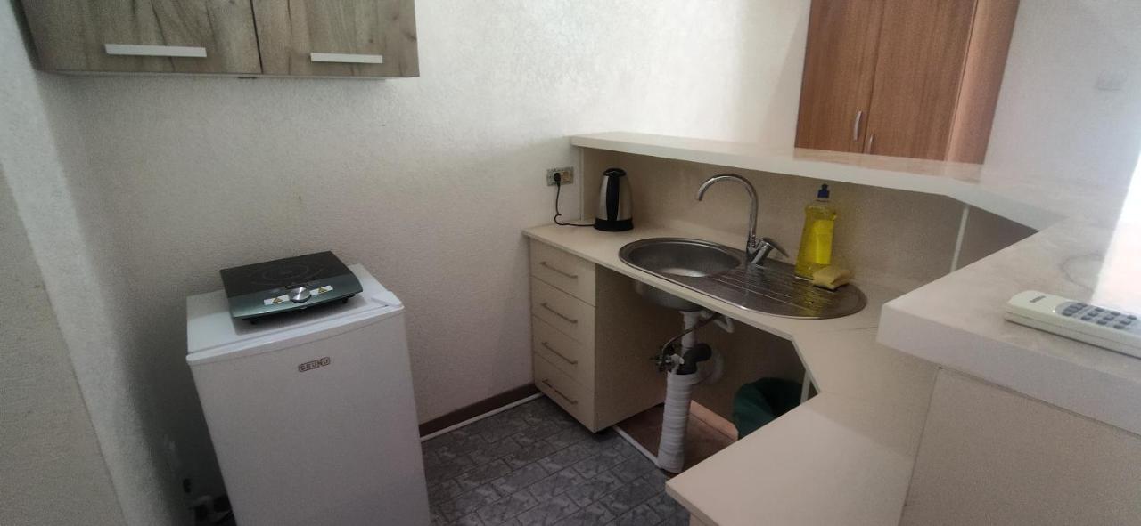 Apartmani Bronhi Sutomore Ngoại thất bức ảnh